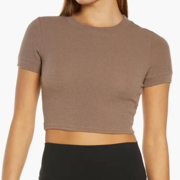 ALO Yoga Tops - NWT ALO Yoga Micro Waffle Sierra Short Sleeve Crop Top- Hot Cocoa size S